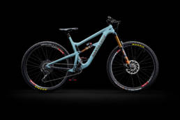 Parking Lot Product Shot | Santa Cruz Hightower LT 2018 | © JeF Briguet